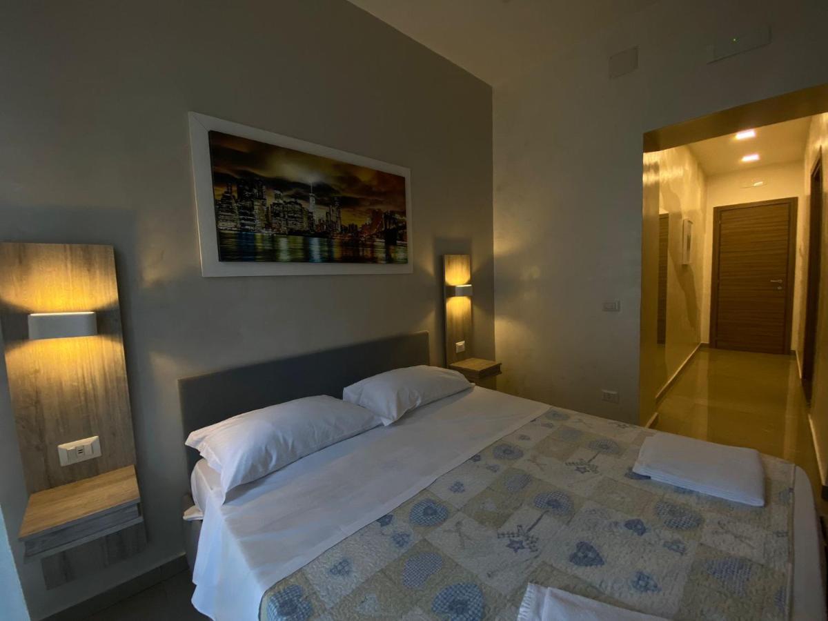 Hotel La Pace Napoli Ngoại thất bức ảnh