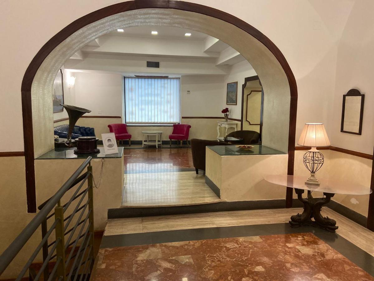 Hotel La Pace Napoli Ngoại thất bức ảnh