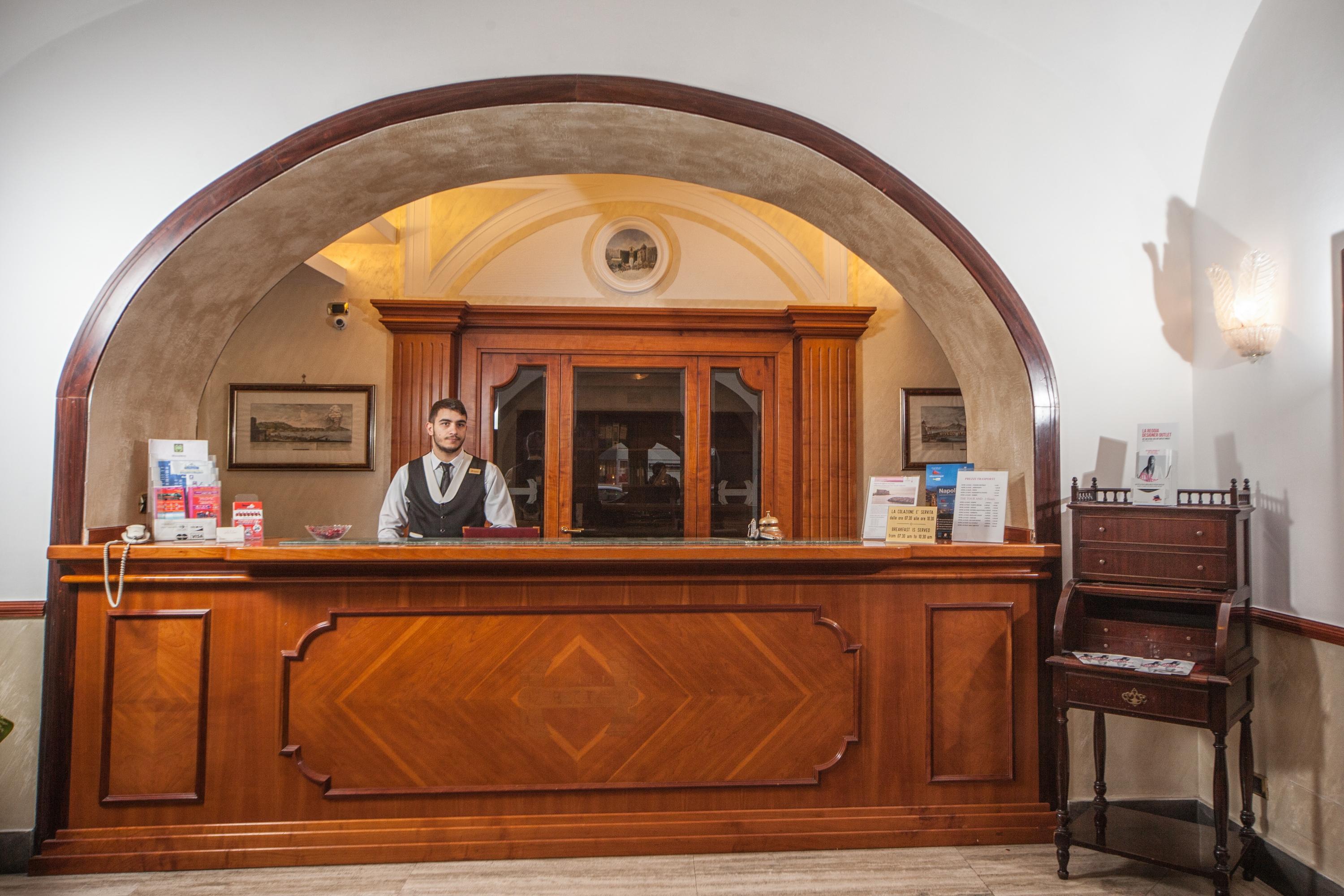 Hotel La Pace Napoli Ngoại thất bức ảnh