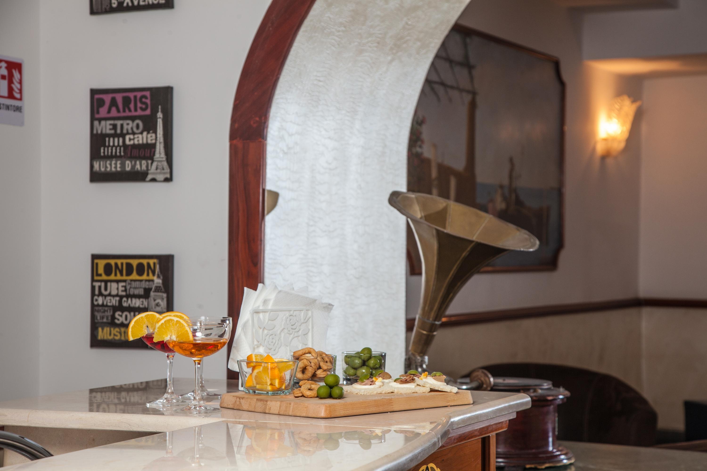 Hotel La Pace Napoli Ngoại thất bức ảnh
