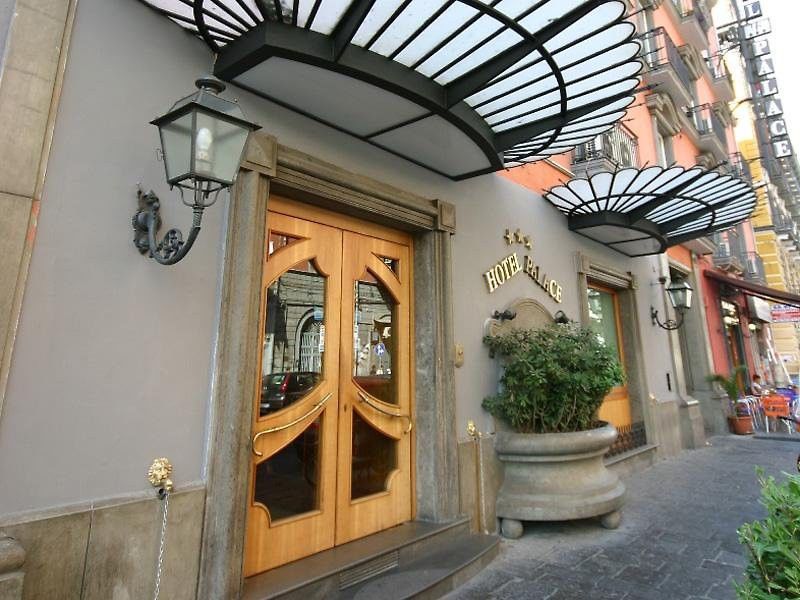 Hotel La Pace Napoli Ngoại thất bức ảnh